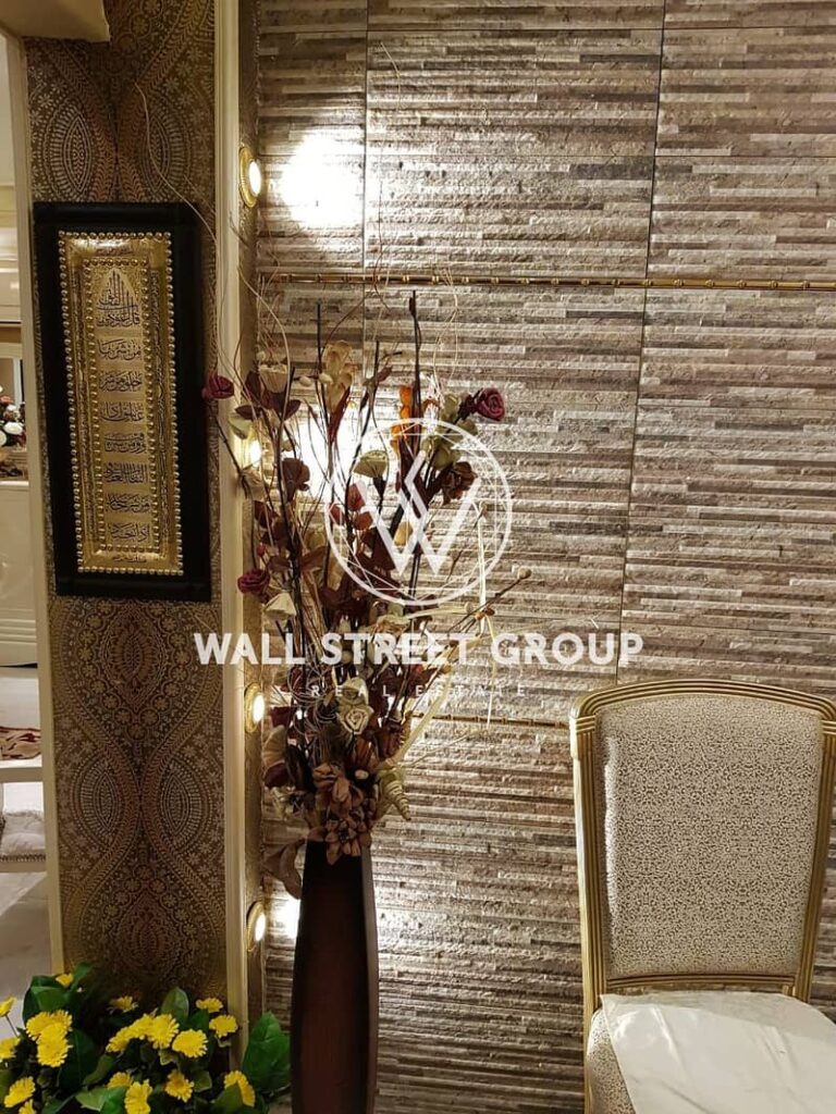 شقة لوكيشن مميز  للبيع فوري في التجمع علي محمد نجيب الرائسي و التسعين امام ارك 0