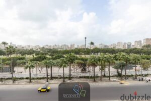 مكتب للايجار فى سبورتنج – مباشرة على طريق الحرية 70,000 ج.م