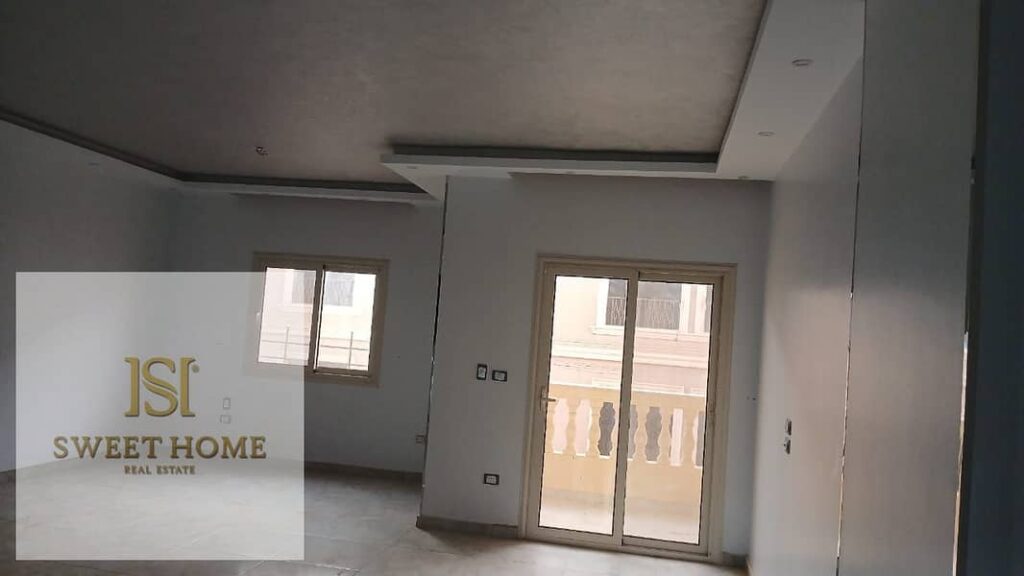 للإيجار شقة بنظام القانون الجديد في منطقة اللوتس الجنوبية، التجمع الخامس، بموقع يتميز بالقرب من منطقة الخدمات والنوادي. 0