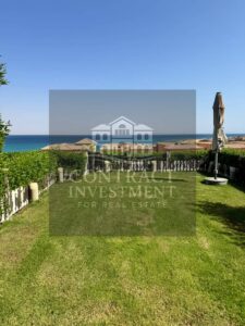 شاليه ارضى اول صف شاليهات بالمرحلة الاولي 110م مفروش بالكامل – تلال السخنه موقع مميز 8,200,000 ج.م