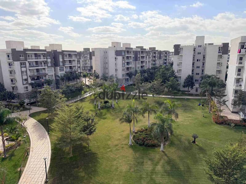 للبيع بمدينتي شقه 140 م وايت جاردن بالتقسيط موقع ممتاز 0