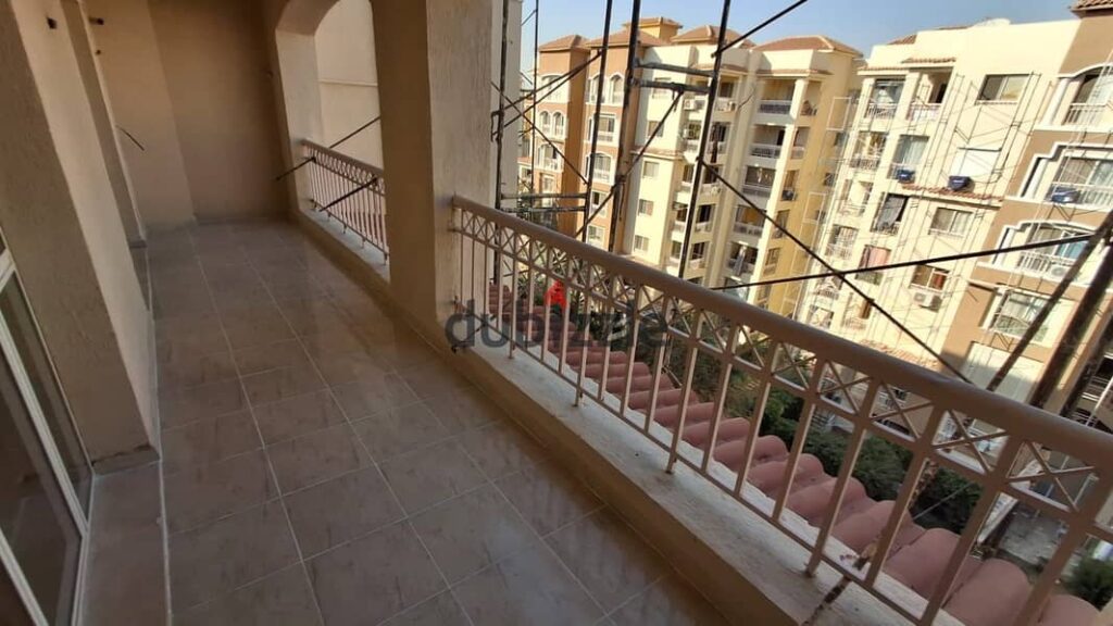 شقة لقطة للبيع بمدينتى200 م فيو جاردن بانوراماB1 0