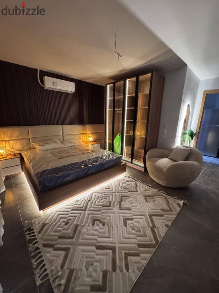 ستوديومع رووف للايجار بكمبوند فيليت سوديك مفروش بالكامل فرش فندقي اول سكن 0