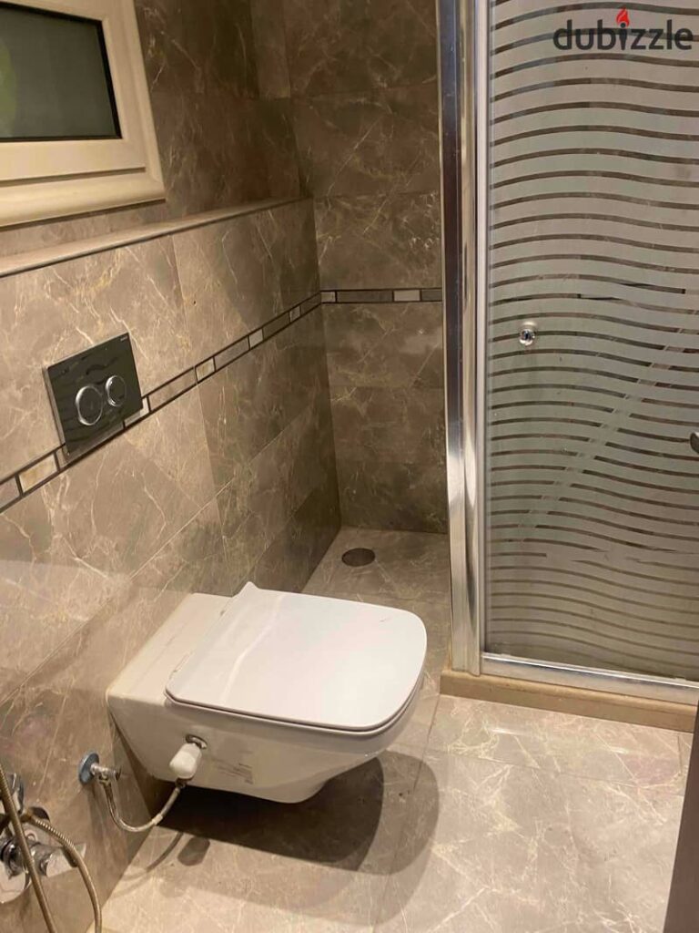 شقه هاي لوكس للسكن الراقي في ارض الجولف 0