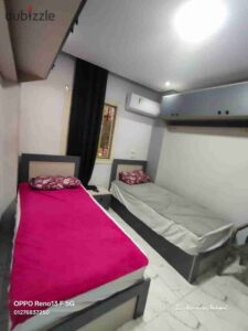 استوديو للايجار الحي الثاني مجاوره اولى عند جامع الحصري وجزينه توتال للتواصل في اكتر من حاجه استديوهات فاخر 6,000 ج.م