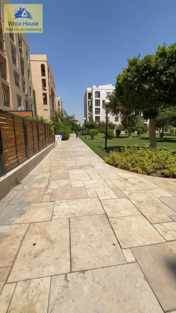 شقه غرفتين نوم ايجار في مدينه الرحاب امام السوق القديم مباشره 0