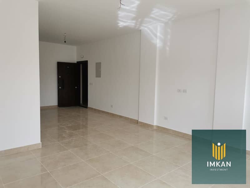 شقة بجاردن فى التجمع بالتكييفات استلام فورى بالتقسيط بكمبوند فيفث سكوير المراسم -القاهرة الجديدة 0