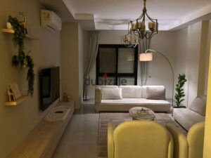 شقة للايجار بالمطبخ و التكيفات في سوديك فيليت التجمع الخامس 45,000 ج.م