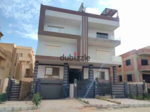 1,950,000 ج.م فيلات حي نادي هليوبوليس من المالك مباشرة شقة أرضي خلفي مع حديقة ومدخل خاص لوكيشن لن يتكرر