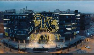 محل ارضي للبيع 268 م استلام فوري متأجر ل معرض عربيات لمدة 7 سنوات بعائد فوري بزيادة سنوية 12% امام بنك مصر القطاع الاول التجمع الخامس 58,600,000 ج.م