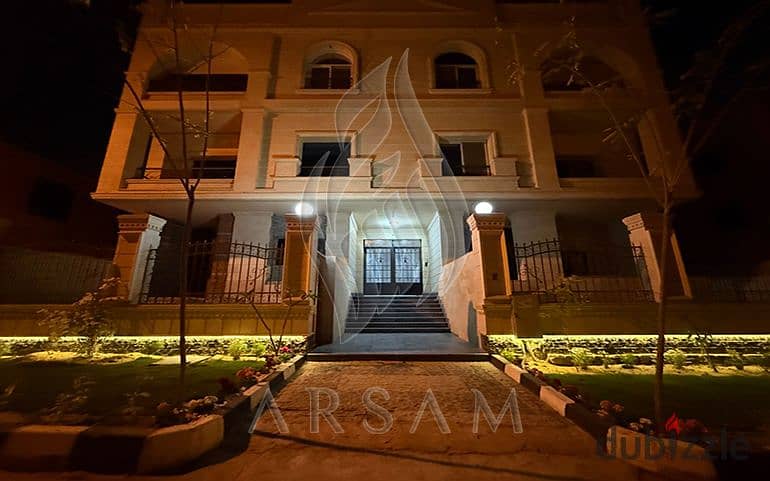 شقة للبيع تشطيب الترا سوبر لوكس -القرنفل فيلات - التجمع الخامس 0