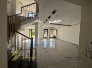 تاون هاوس فاخر بالمطبخ و التكيفات للإيجار في فيليت 130,000 ج.م