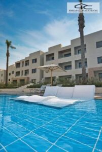 شاليه باقل مقدم واقساط برايم لوكيشن اوبن فيو مميز غرفتين نوم في ازها مدار العين السخنه in Azha Madar Ain Sokhna 8,300,000 ج.م