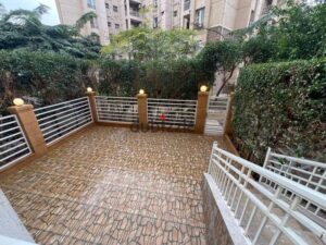 للبيع في مدينتي شقه لقطه أرضي بحديقه خاصه مساحه 96م تشطيب خاص بالكامل b7 5,800,000 ج.م