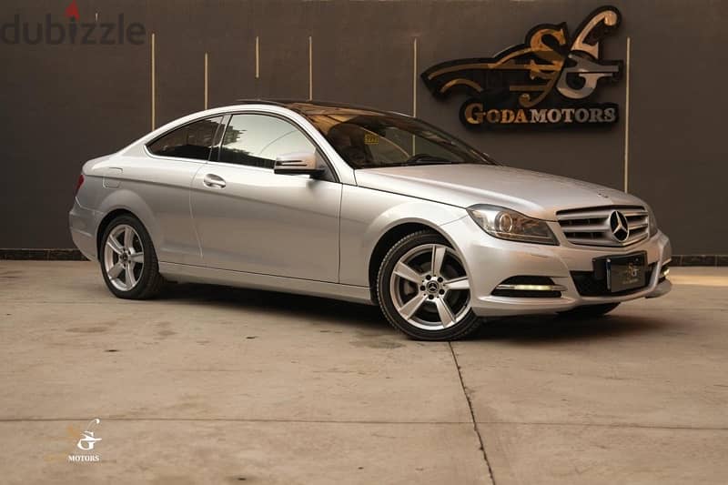 Mercedes-Benz C180 2013 0