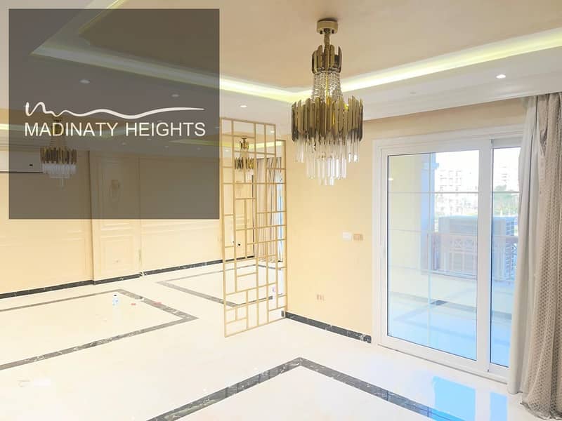 شقة 211م  للبيع لدواعي السفر شقة للبيع في مدينتي  B2 استلام فوري جاهز للمعاينة تشطيب علي أعلي مستوي البيع كاش 3 غرف 3 حمام 0