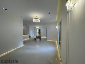 فرصة مميزة للبيع بالأندلس 2 – موقع لا يُعوّض الموقع: الأندلس 2 – دقيقة واحدة من شارع التسعين 5,600,000 ج.م