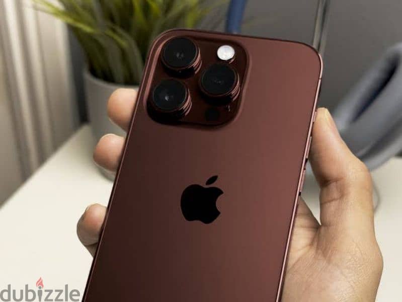 ايفون 15 برو ماكس 0