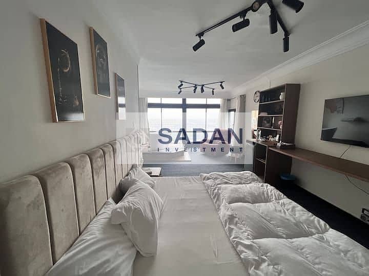 شقة فندقية بفيو علي النيل متشطبة بالفرش علي النيل مباشرةً بأقل سعر  reve du nil tower el maadi, novara development 0