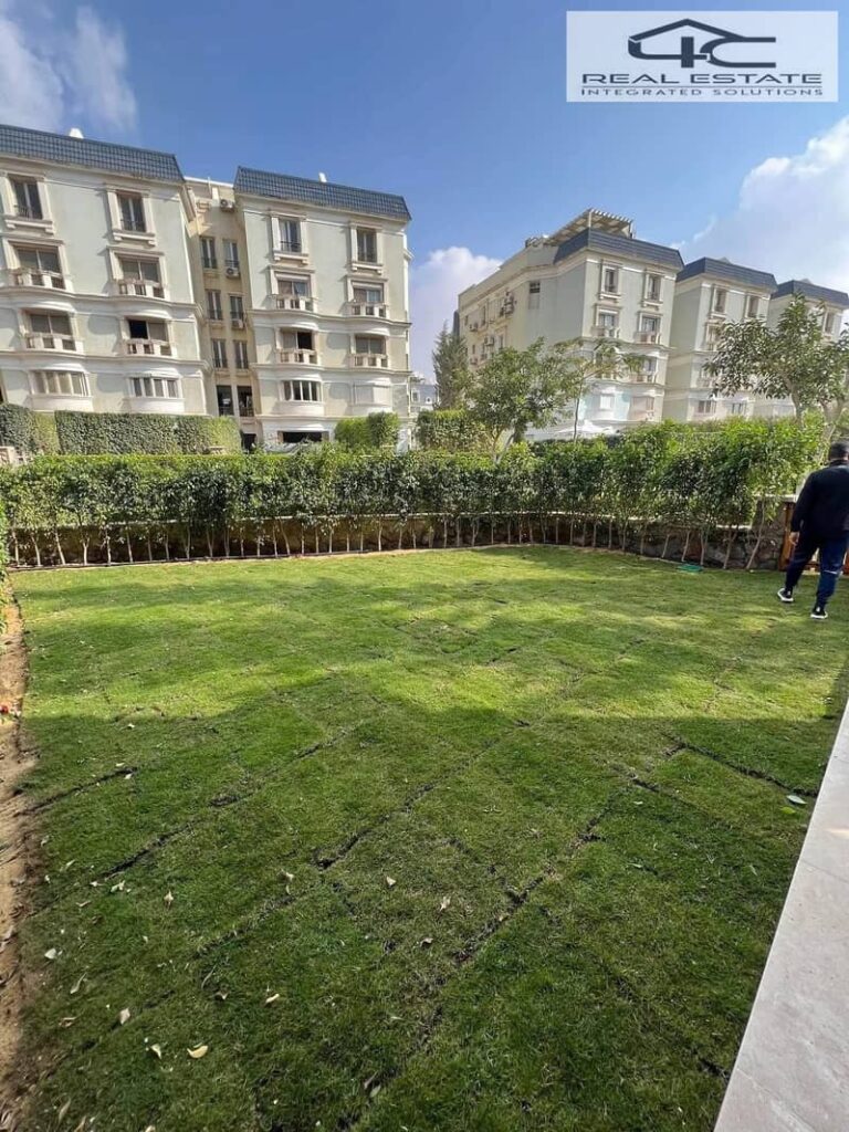 اي فيلا  جاردن   بمقدم  و  اقساط  لوكيشن   مميز  اوبن  فيو  علي  لاجون   في ماونتن فيو اي سيتي التجمع الخامس القاهرة الجديدة بجوار ميفيدا و هايد بارك 0