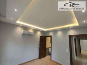 7,700,000 ج.م للبيع بسعر العقد القديم شقه بجاردن خاص تشطيب الترا سوبر لوكس في ماونتن فيو اي سيتي-club park جاهزه للمعاينه والسكن