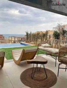 فيلا متشطبه للبيع في العين السخنه جاهزه للاستلام في المونت جلاله شايف البحر جاهز للمعاينه في اي وقت| مساحة 130م²التفاصيل:نوع الوحدة: تاون هاوسالمساحة المبنية: 130م²الموقع: المونت جلالة – العين السخنةمميزات المشروع:إطلال 10,000,000 ج.م