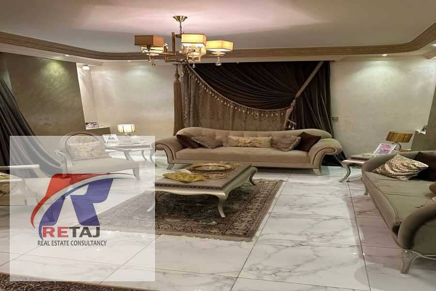 شقه للبيع المنطقه الثامنه اخر مصطفى النحاس - مدينة نصر                                                                                               . 0