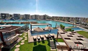 شاليه متشطب بالكامل للبيع في هاسيندا باي جاهز للمعاينه| على الفيو | مساحة 103 م² التفاصيل: نوع الوحدة: شاليه المساحة المبنية: 103 م² على فيو مميز الموقع: هاسيندا – الساحل الشمالي مميزات المشروع: موقع استراتيجي في قلب الساحل الشمالي تصميمات عصرية 10,500,000 ج.م