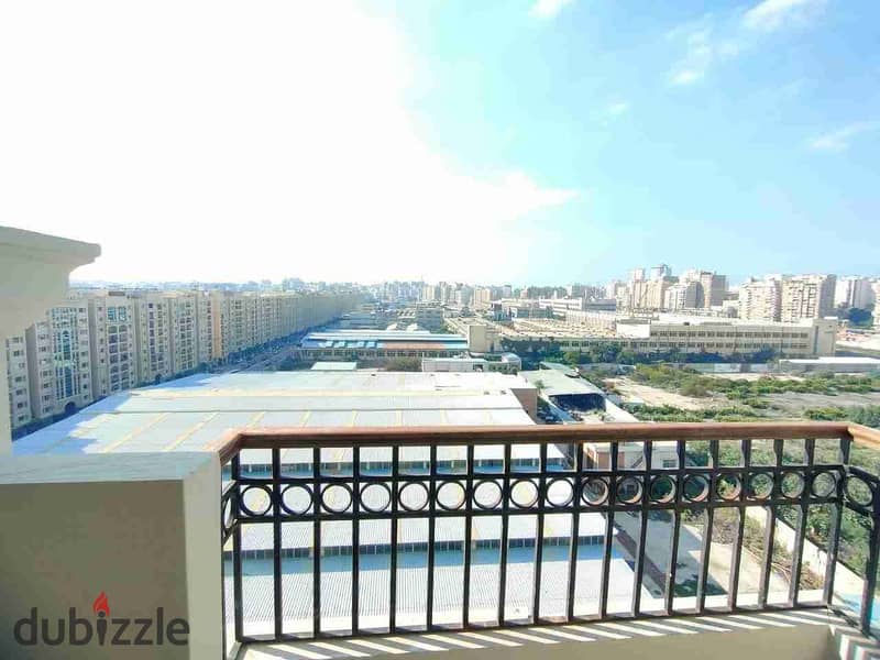 شقة للإيجار في فلوري سموحه مباني 2025 مساحه الشقه 200م تشطيب الترا سوبر لوكس علي المفتاح 0