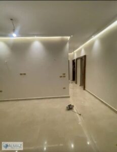 روف فاضي للإيجار في البنفسج عمارات – موقع استراتيجي بالجمع الأول، قريب من جميع الخدمات الأساسية والترفيهية، مولات، مطاعم، مدارس، كافيهات ومساحات مفتوح 16,000 ج.م