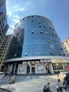 مقر ادارى للايجار 120 م مرخص مبني ريحانة بلازا المرشدى المعادى لكبري الشركات 35,000 ج.م