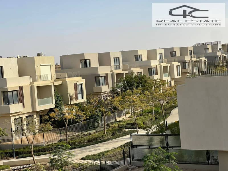 فيلا  تاون  هاوس  للبيع  230م  استلام  فوري  اقوي  و  اميز  لوكيشن  فيو  مميز   في  لافيستا  سيتي  العاصمة  القاهرة  الجديدة La vista City 0