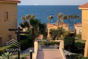 اطلاله رائعه علي البحر واللاجون شاليه للبيع في العين السخنه ain sokhna متشطب بالكامل سوبر لوكس علي مقربه من بورتو السخنه porto sokhna في المونت جلاله 4,370,000 ج.م