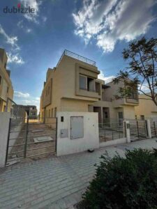 ريسيل توين هاوس للبيع والاستلام الفوري كمبوند بالم هيلز التجمع الخامس 23,500,000 ج.م