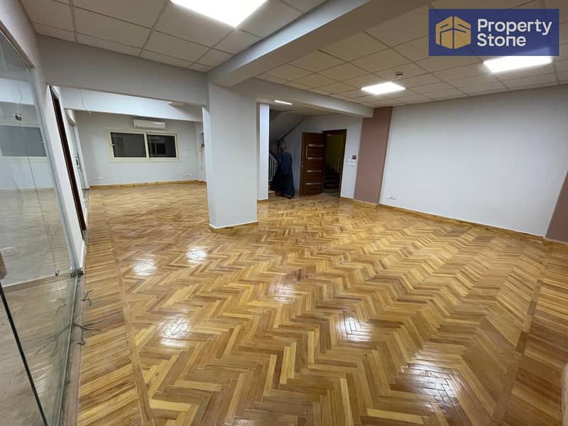 دوبليكس للايجار رخصه اداري  بالمعادي سريات مساحه300م 0