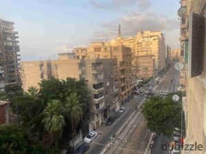 شقة للإيجار الشهري – جليم – الترام مباشر الموقع: جليم – ناصية على الترام مباشرة الدور: الخامس 13,000 ج.م