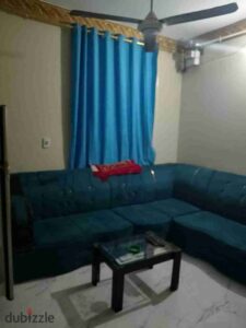 شقه في المعادي للايجار مفروشه الدور الربع اسناسير شارع جانبي خلف إسعاف المعادي غرفتين وصاله حمام مطبخ غاز طبيعي 8,500 ج.م