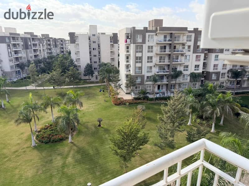 استلام فوري للبيع بالتقسيط علي 7 سنوات تشطيب سوبر لوكس في B12 مساحة 85 متر 0