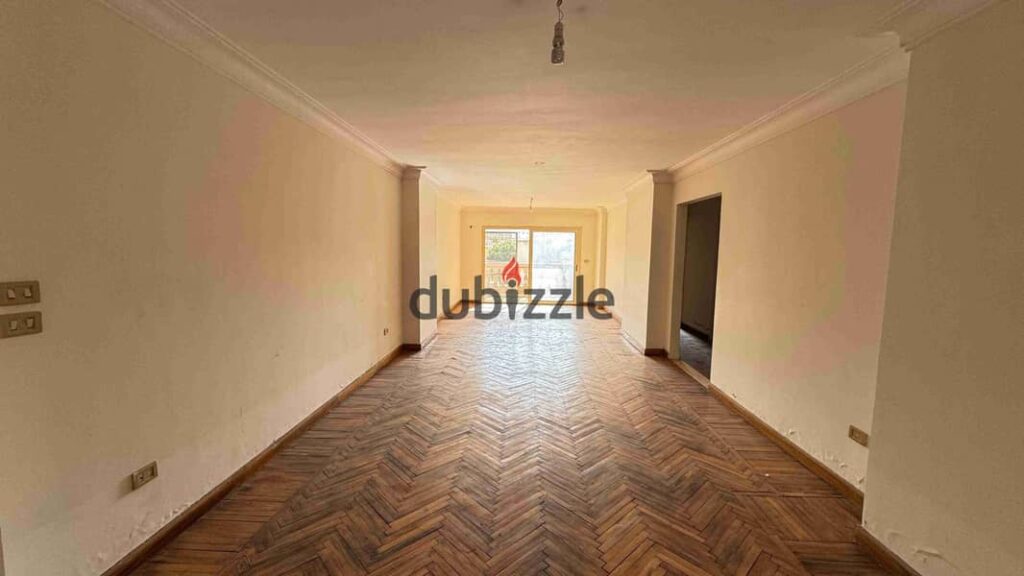 مقر إداري مميز للإيجار 200م ( سموحة - حي الفيلات - خطوات من ميدان علي بن طالب ) 30,000ج 0