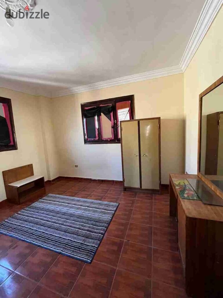 شقة للايجار مفروش في الحي الثالث بالتجمع الخامس 0