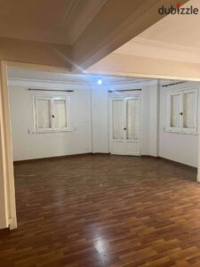 شقة للإيجار في قلب كفر عبده 20,000 ج.م