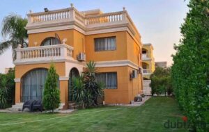 بسعر قديم فيلا استلام فوري ستاندالون فيو علي مسبح مساحه كبيره خلف المركز الطبي و جنب مدينتي كومبوند ستيلا 18,000,000 ج.م