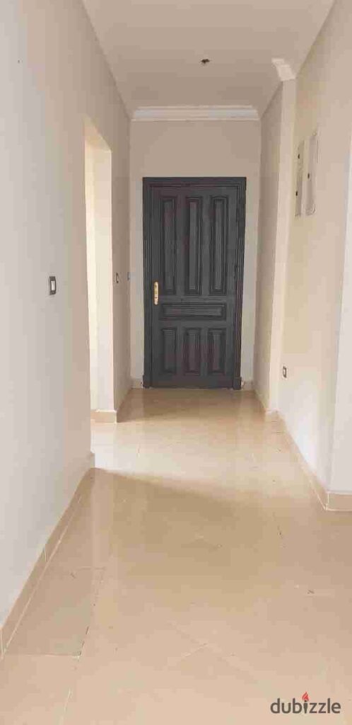 للايجار دور رابع ١٦٠م لوكيشن مميز جدا حدا 0