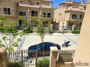 استلام فوري فيلا من المالك في كمبوند Patio من لافيستا في جولدن سكوير التجمع 22,600,000 ج.م