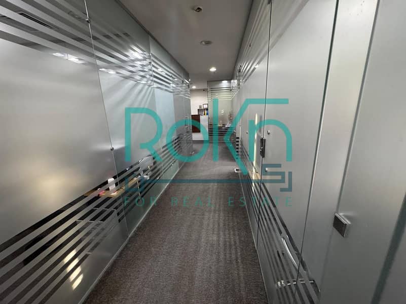 مكتب للايجار  بالتكيفيات في Polygon سوديك بيفرلي هيلز الشيخ زايد 0