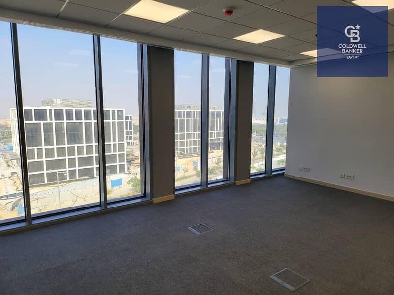 ببيع مكتب متشطب بالكامل تشطيبات عالية وجاهز للأستلام الفوري داخل ارقي كمبوند في التجمع ( كايرو فيستيفال سيتي ) 0