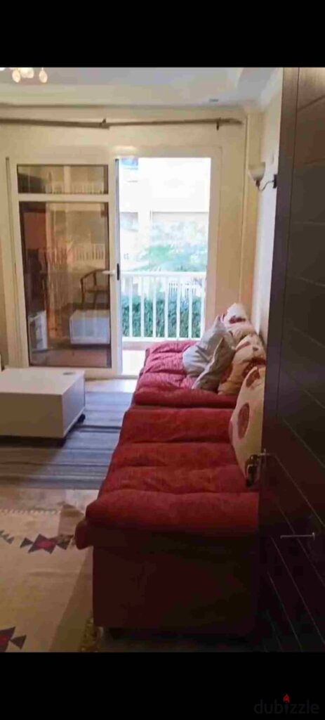 شقه 72م إيجار مفروش مدينتي   B7 فيو وايد جاردن بجوار جميع الخدمات والحركه والساوث بارك 0