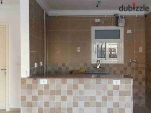 15,000 ج.م شقه 107م إيجار فاضي مدينتي B12 اول سكن مكونه من 2 نوم و 2 حمام مطبخ ورسيبشن و 2 تراس ،، مطبخ امريكان ,,بها غاز طبيعي و عدادات كهرباء و مياه ناصية – بحري – ڤيو رائع