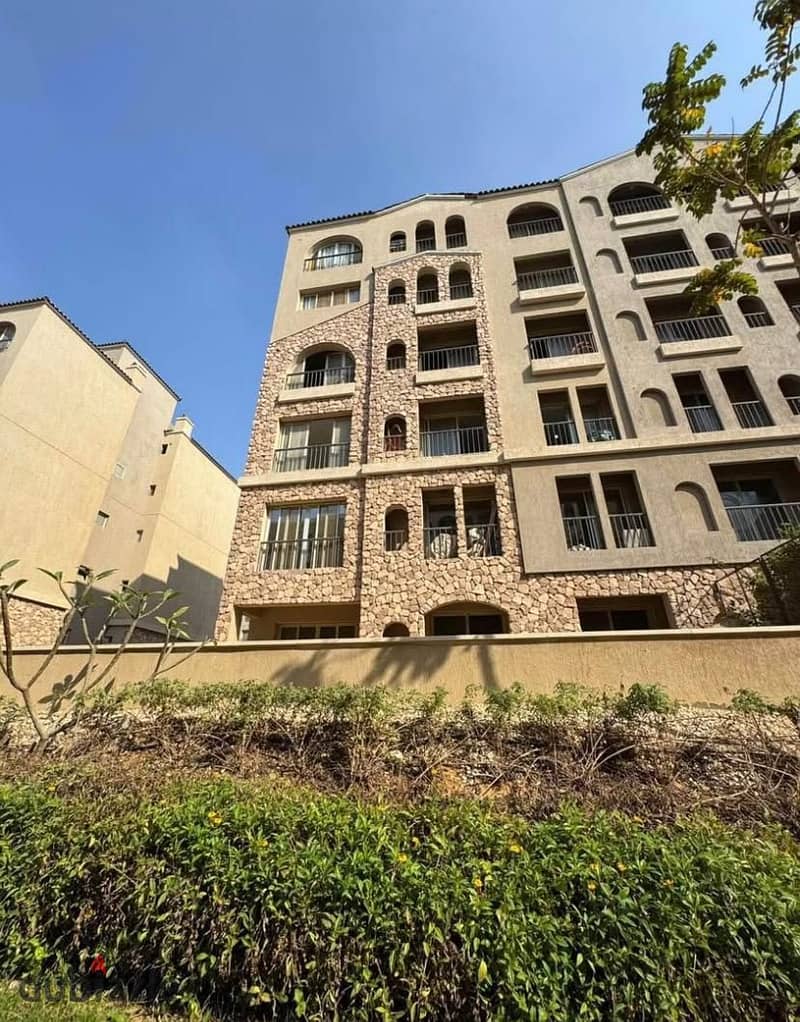 شقة مميزة للبيع جاهزة للاستلام والمعاينة فوري الدور الرابع برايم لوكيشن في كمبوند جرين سكوير بالمستقبل سيتي القرب من العاصمة الإدارية وطريق السويس 0