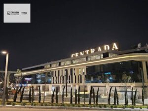 397,000 ج.م للايجار معرض سيارات علي المحور مباشر في مول سنترادا – 6 اكتوبر – الشيخ زايد – Centrada Mall